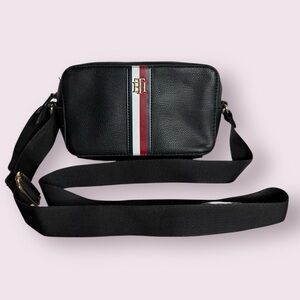 Vintage Tommy Hilfiger Navy Blue Faux Leather Crossbody Purse